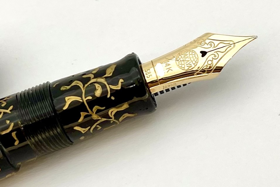 NakayaPiccoloLongCigarChinkinHousougeGoldLine1FP_J